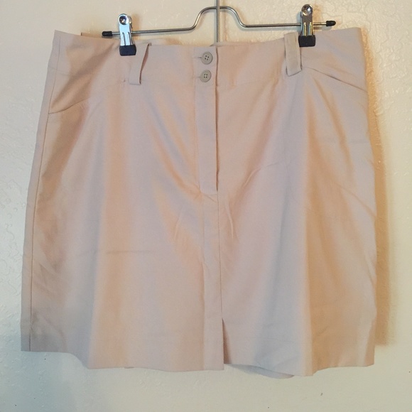 Nike Golf Fit Dry Skort size 16